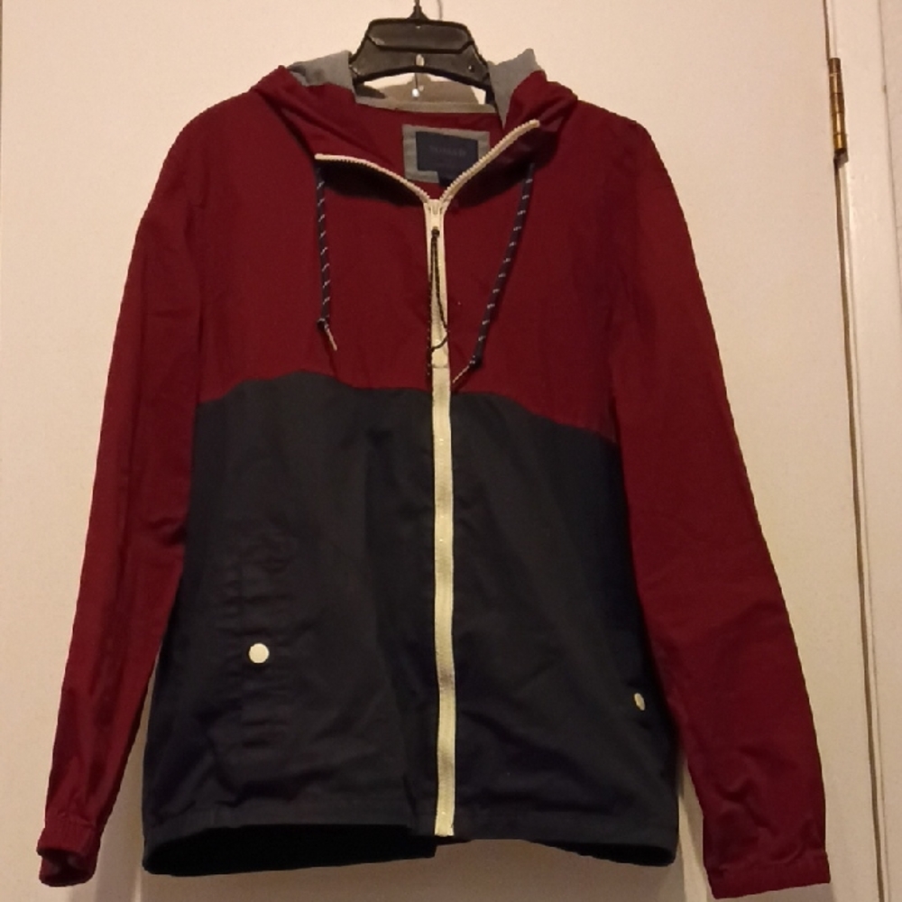 Nomad Burgundy and Black Hoodie Jacket. Size Large.